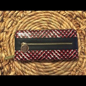 Anne Klein New Recruits Zip-Around Wallet